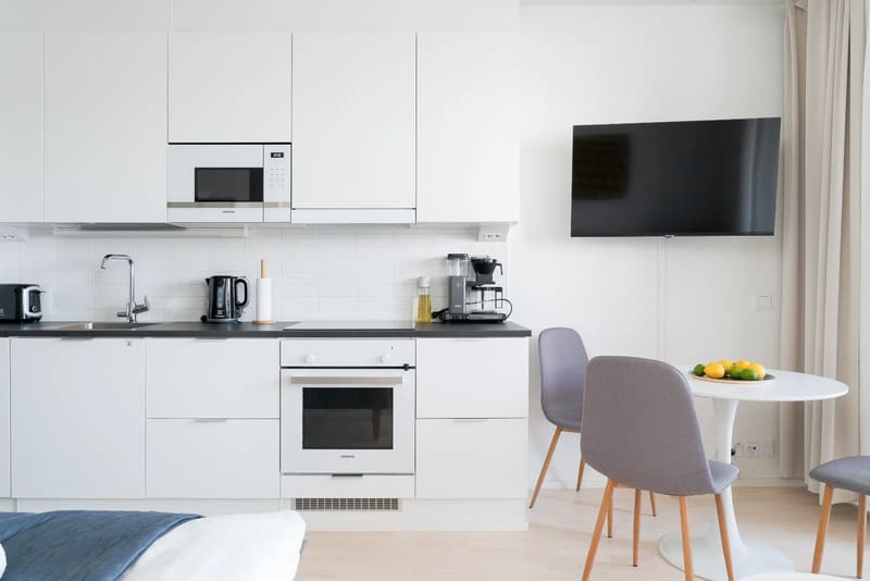 Lutakko Solo – yksiö parvekkeella – Rahulihomes Lutakko, Jyväskylä · 4